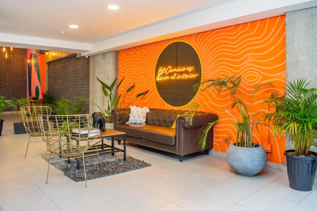 Inverso Cl 47 Coliving Меделин Екстериор снимка