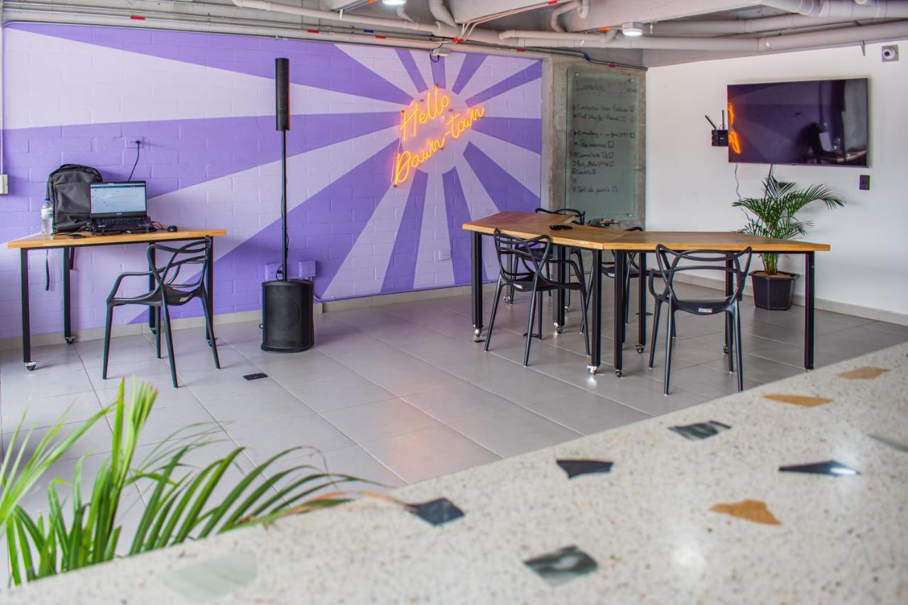 Inverso Cl 47 Coliving Меделин Екстериор снимка